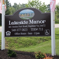 Lakeside Manor